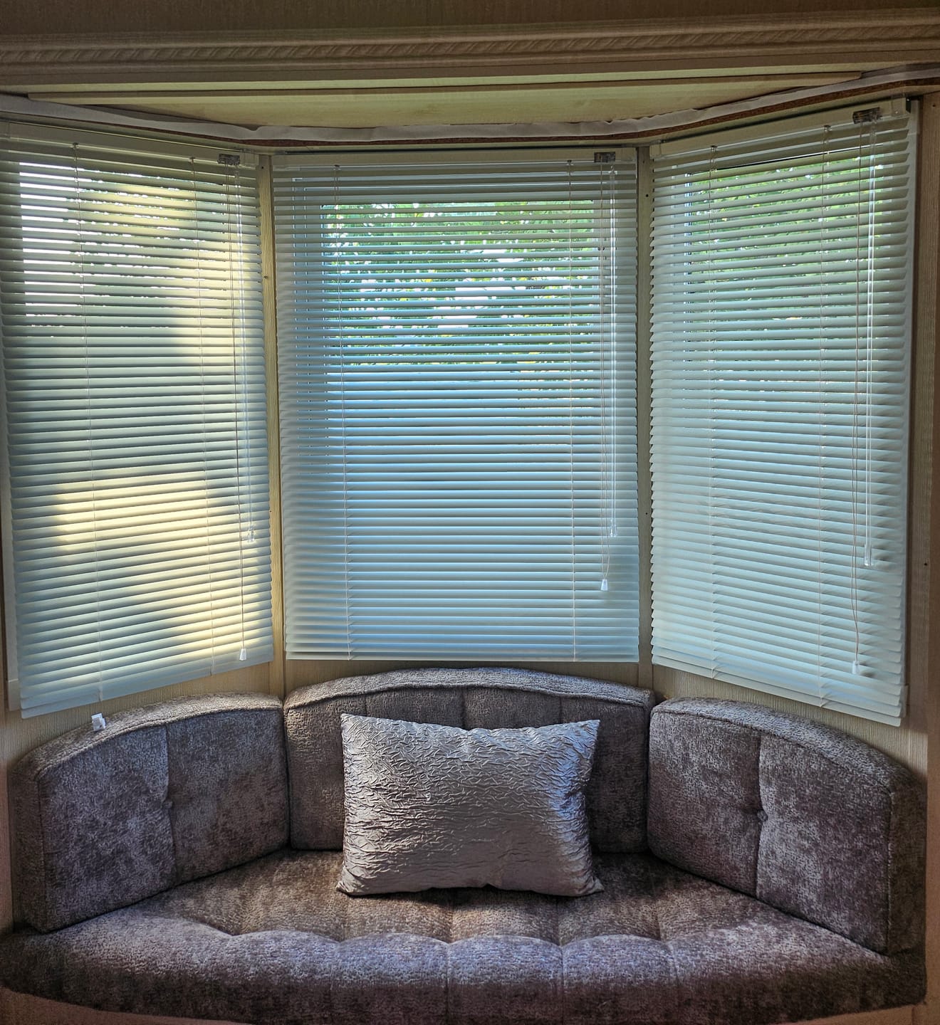 Customer photo review of Matte Oyster White Venetian Blinds