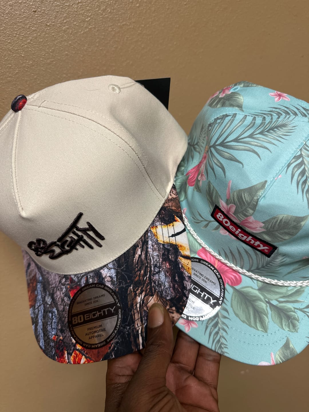 Customer photo review of 80Eighty® WhiteWood Hat
