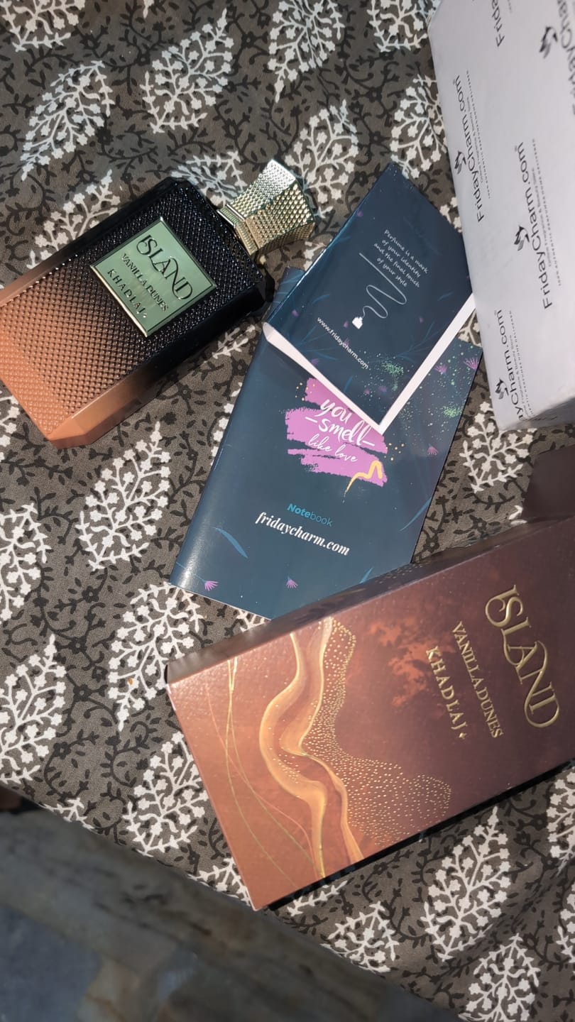 Customer photo review of Khadlaj Island Vanilla Dunes Extrait De Parfum For Unisex
