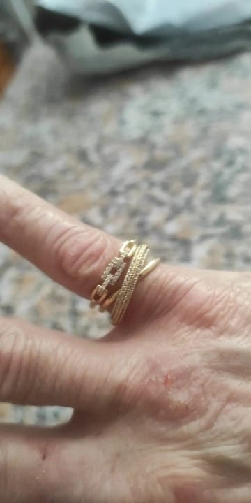 Customer photo review of Rachel - Adjustable Stainless Steel Geometric Twist Ring for Women