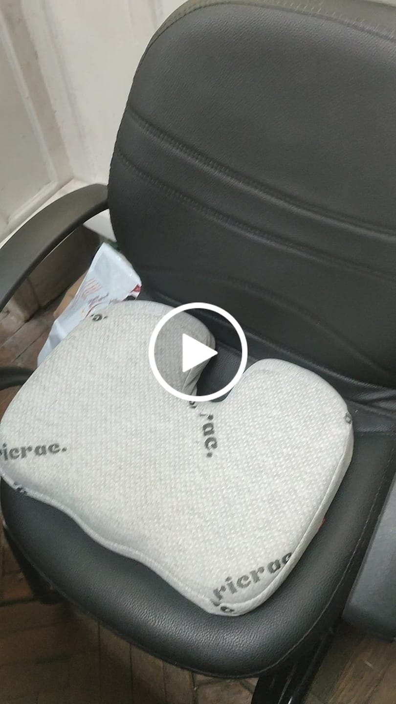 Customer video review of Rall- Portable Tailbone Cushion
