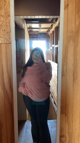 Customer photo review of SWEATER LINA ROSADO