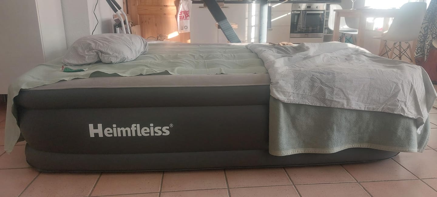 Customer photo review of Luftmatratze selbstaufblasend