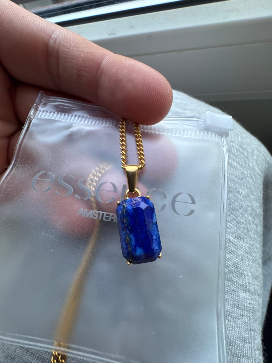 Customer photo review of Ultramarine (Gold)