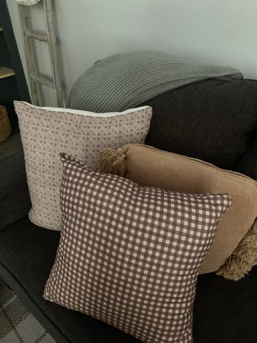 Customer photo review of Fleur Grid In Brown - 18" | 22" | 26" Euro