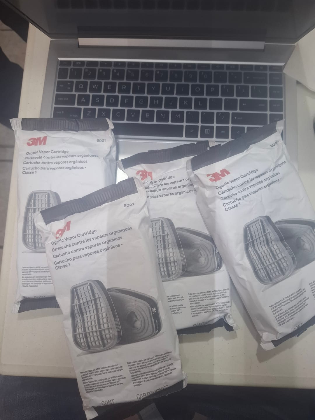 Customer photo review of 3M 6001 Cartucho Vapor Orgánico N95 70070316776 (1 par)