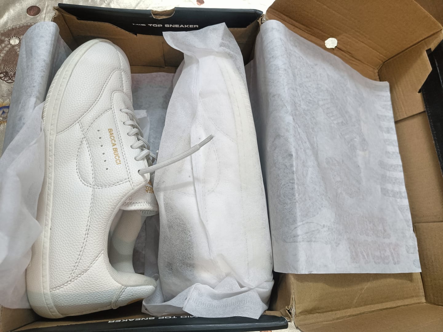 Customer photo review of Bacca Bucci ESSENCE Low-Top Sneaker with Ortholite Insole & Elastic Laces