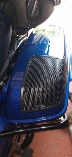 Customer photo review of Standard Harley Saddlebags Lids for 2014-2023 Harley Davidson Touring