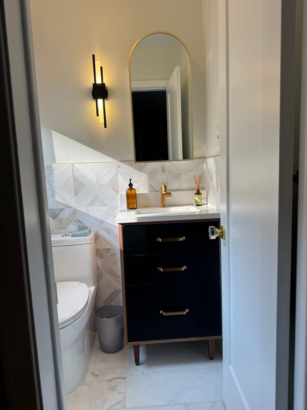 Customer photo review of Sidney SLIM 24" Matte Black Bathroom Vanity - All Drawers