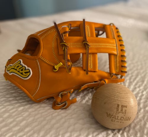 Customer photo review of Jax Fielding Glove | EN-7 | Infield | Orange Tan | 11.75"