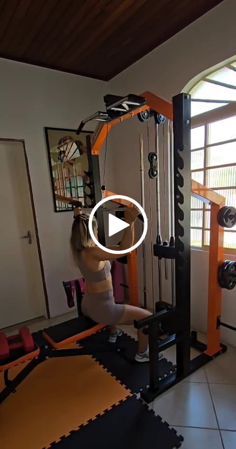 Customer video review of Kit 1 Estação De Musculação Mega Rack Full Com Polia Móvel Flutuante 82Kg