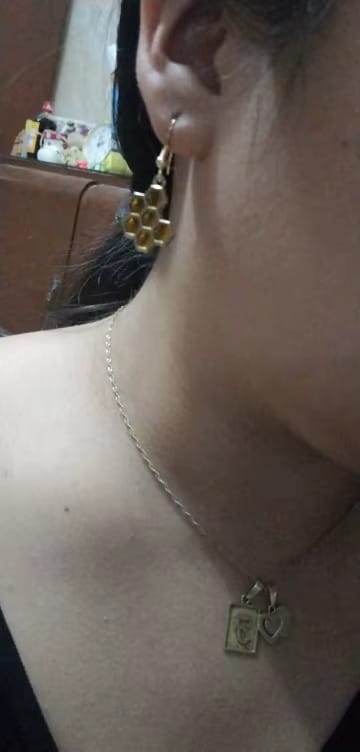 Customer photo review of "Bee & Bloom" Earring Set