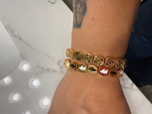 Customer photo review of JJK High Button Bracelet