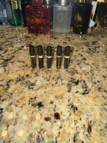 Customer photo review of Clive Christian Blonde Amber EDP
