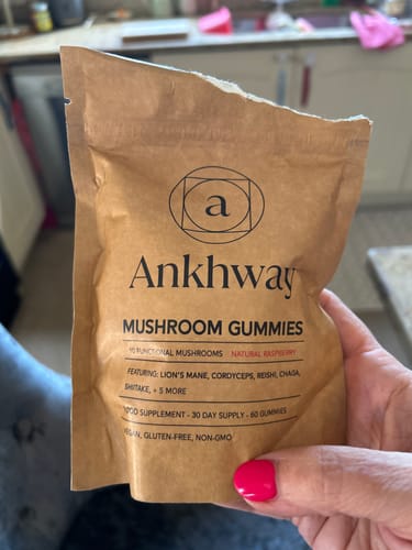 Customer photo review of Mushroom Gummies