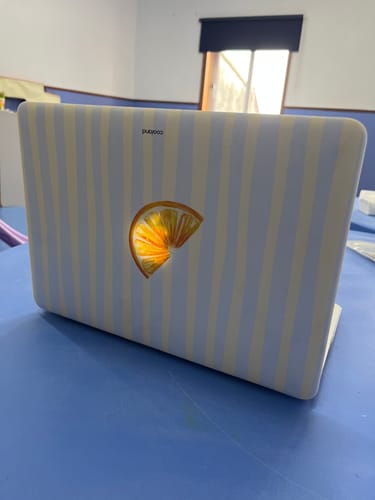 Customer photo review of Limoncella - MacBook