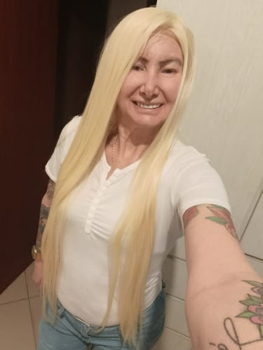 Customer photo review of Lace Front Britany Loira Lisa 110cm