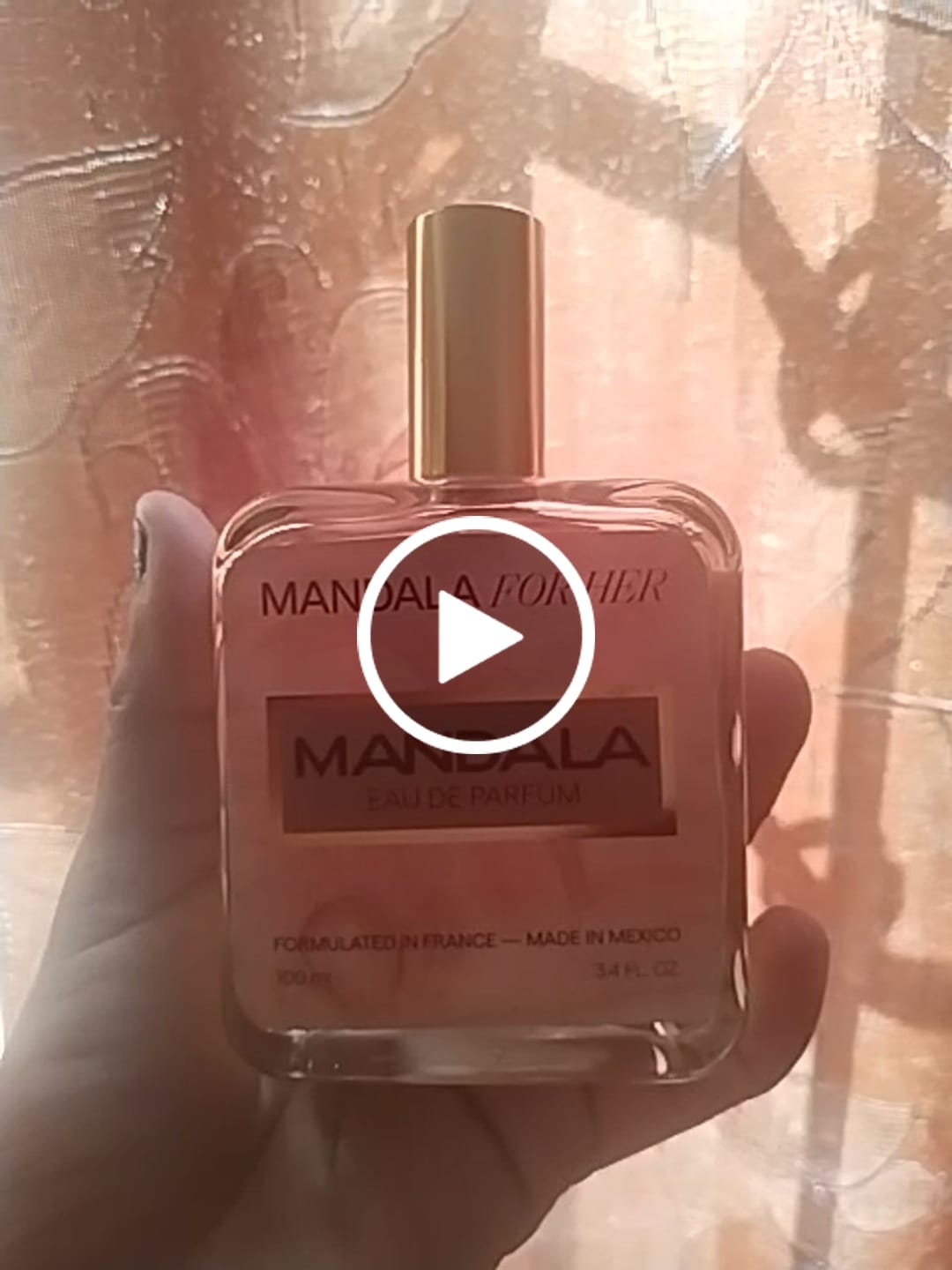 Customer video review of Timeless Muse - Inspirado en BURBERRY HER de BURBERRY 100ml-