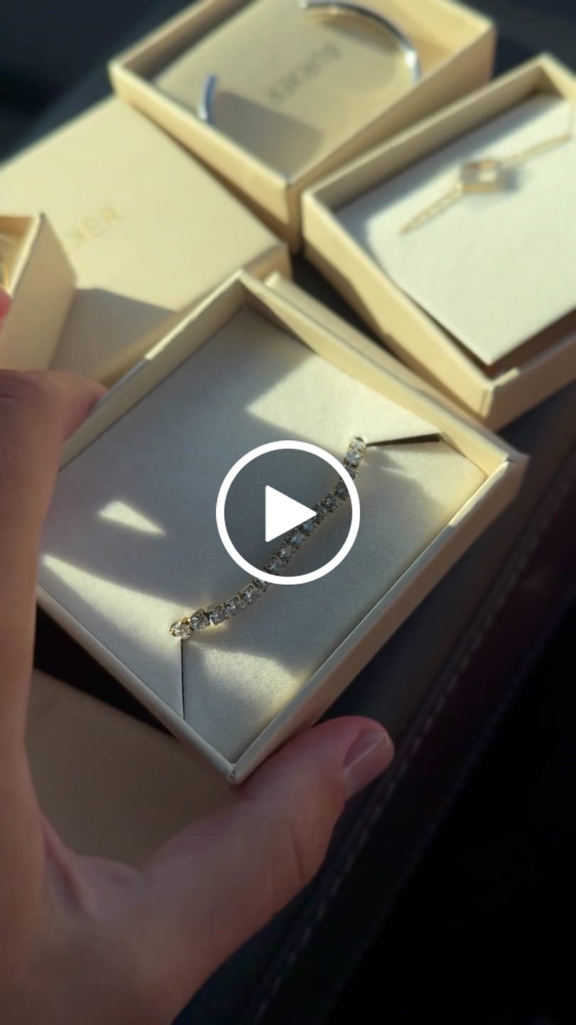 Customer video review of Fiona Bracelet