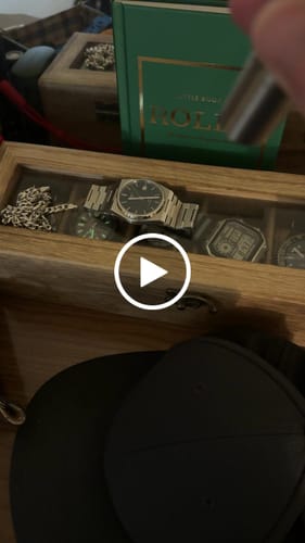 Joshua Christian H. review of Apollo Flashlight – Titanium Body, Nitecore 14500 Rechargeable Battery – Made in USA image 1 out of 1