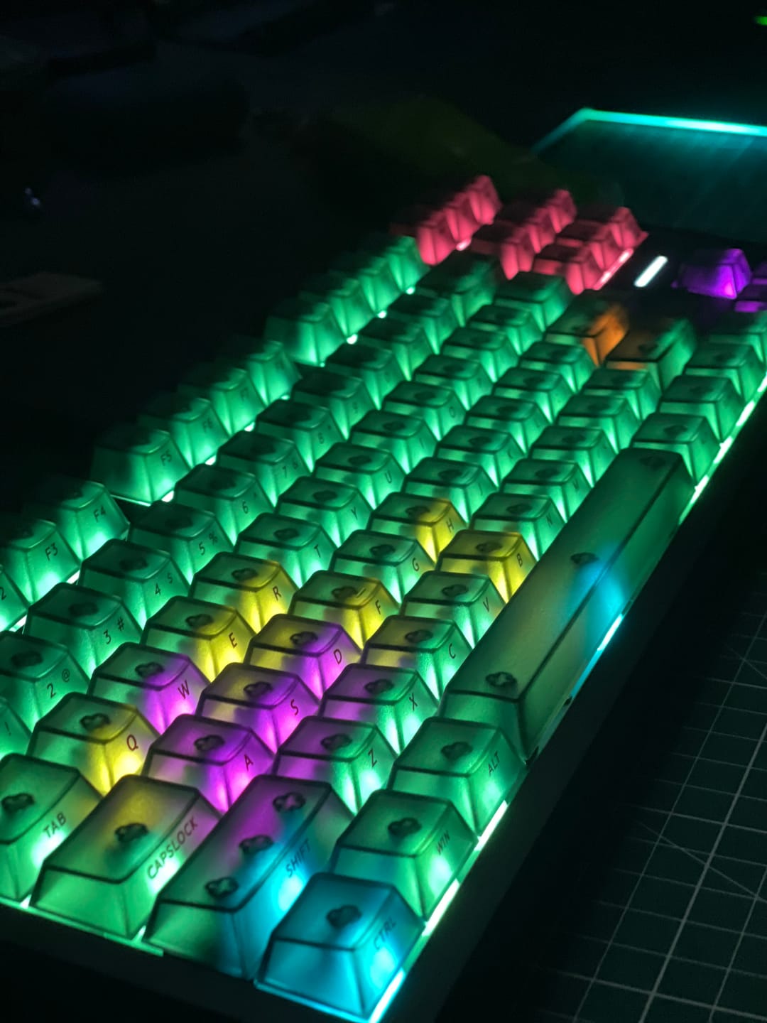 Customer photo review of IQUNIX EZ80 Magnetic Switch Hall Effect Gaming Keyboard