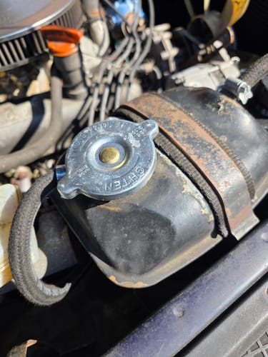 Customer photo review of Radiator Cap Rubber Upper Seal 15lb
