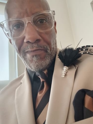 Customer photo review of Silver Brown Black Striped Silk Men's Tie Pocket Square Cufflinks Set