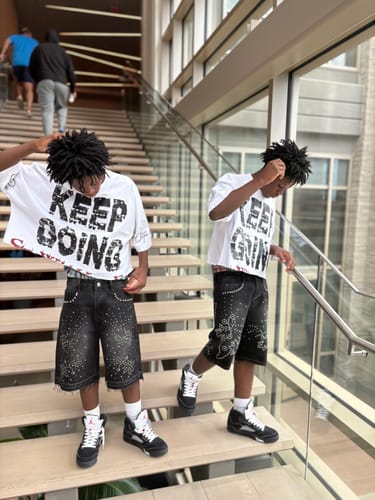Customer photo review of Street Rebel KEEP GOING T-shirt-200