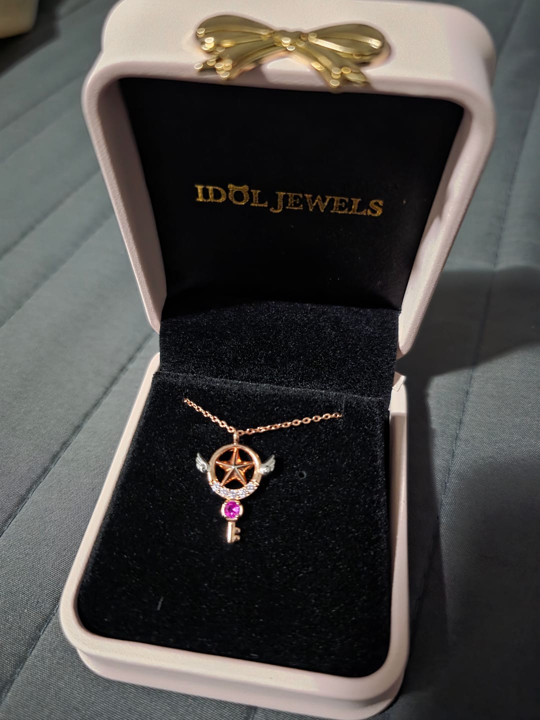 Customer photo review of Collar Llave Estrella | Plata Baño de Oro Rosa 18K | Cardcaptor Sakura