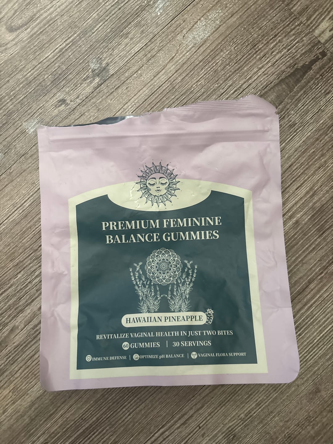 Customer photo review of Pineapple Vaginal Probiotic Gummies - pH Balance & Freshness Support