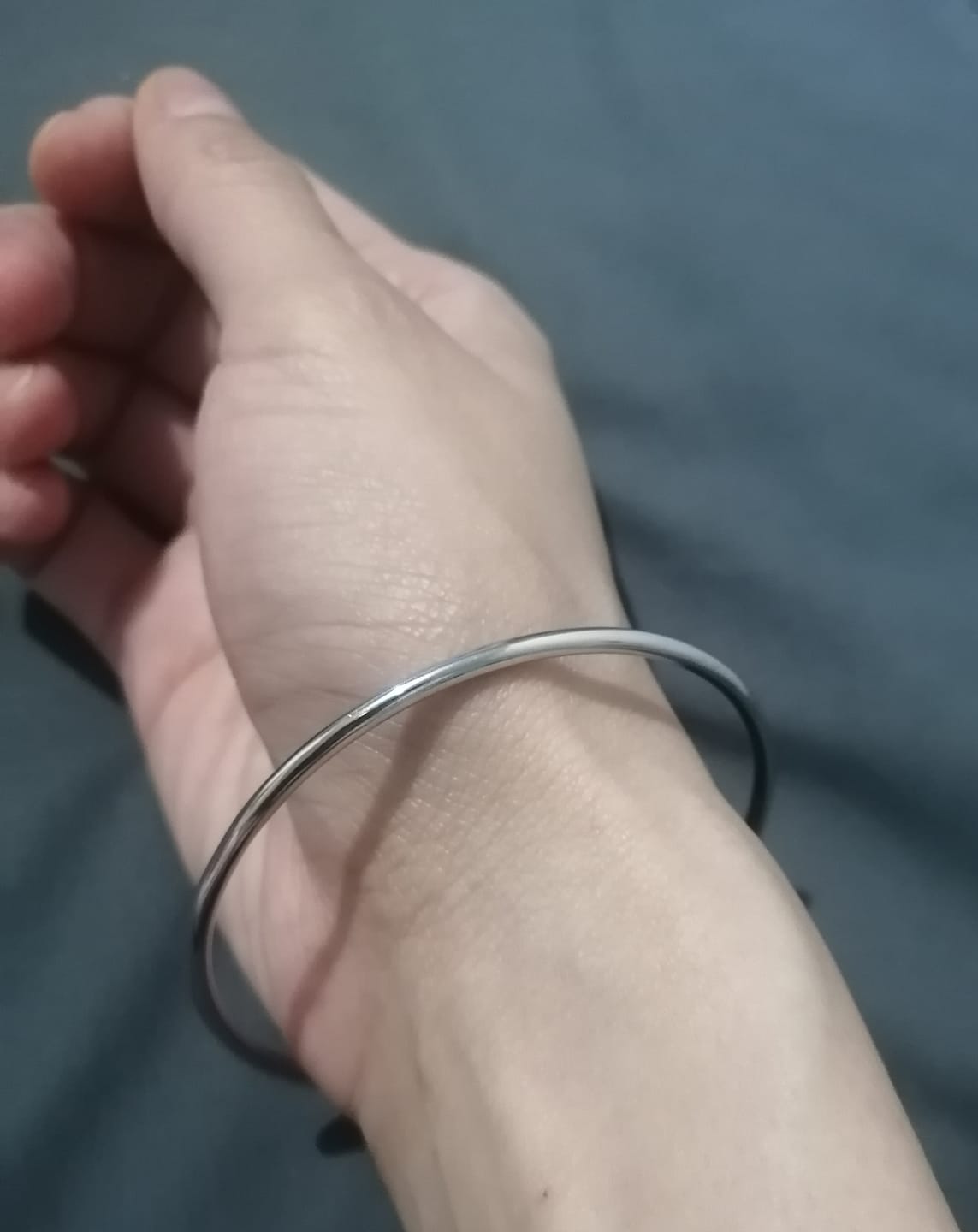 Customer photo review of Brazalete Delgado Cerrado