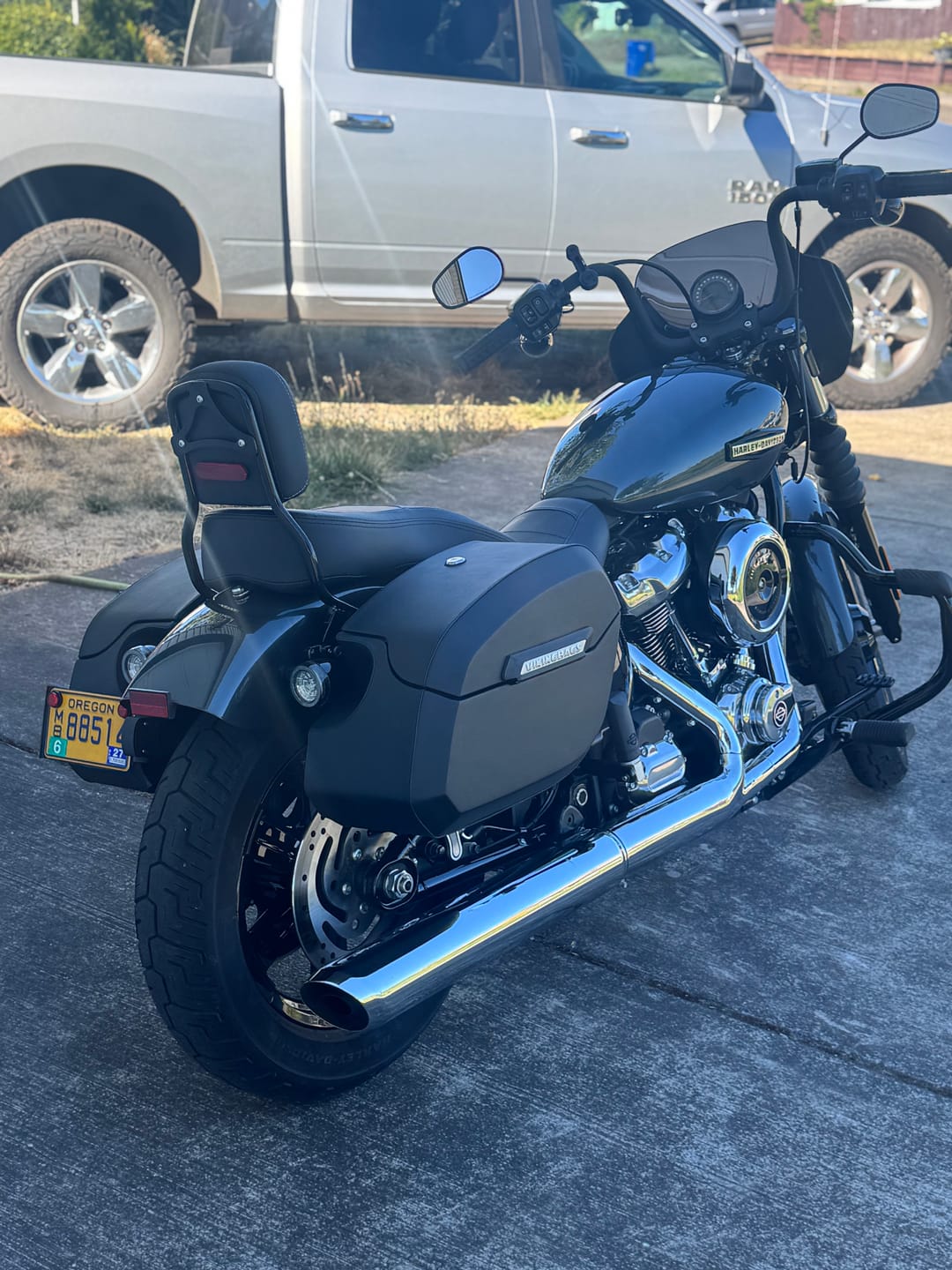 Customer photo review of 32L - Darkin Large Quick Mount Leather Wrapped Hard Saddlebags for Harley Softail Street Bob FXBB