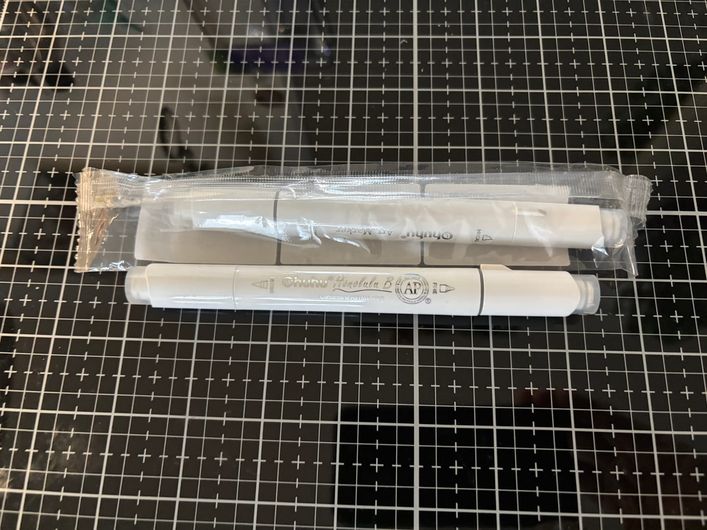 Customer photo review of Ohuhu Honolulu 0 Individual Marker, Brush & Chisel