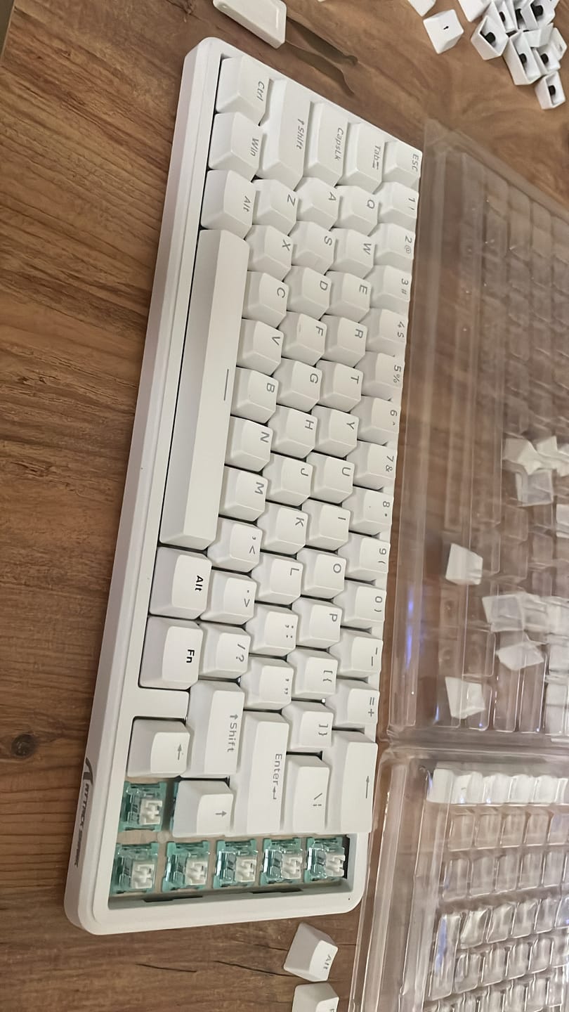 Customer photo review of Wraith Shine-Through Tuş Takımı
