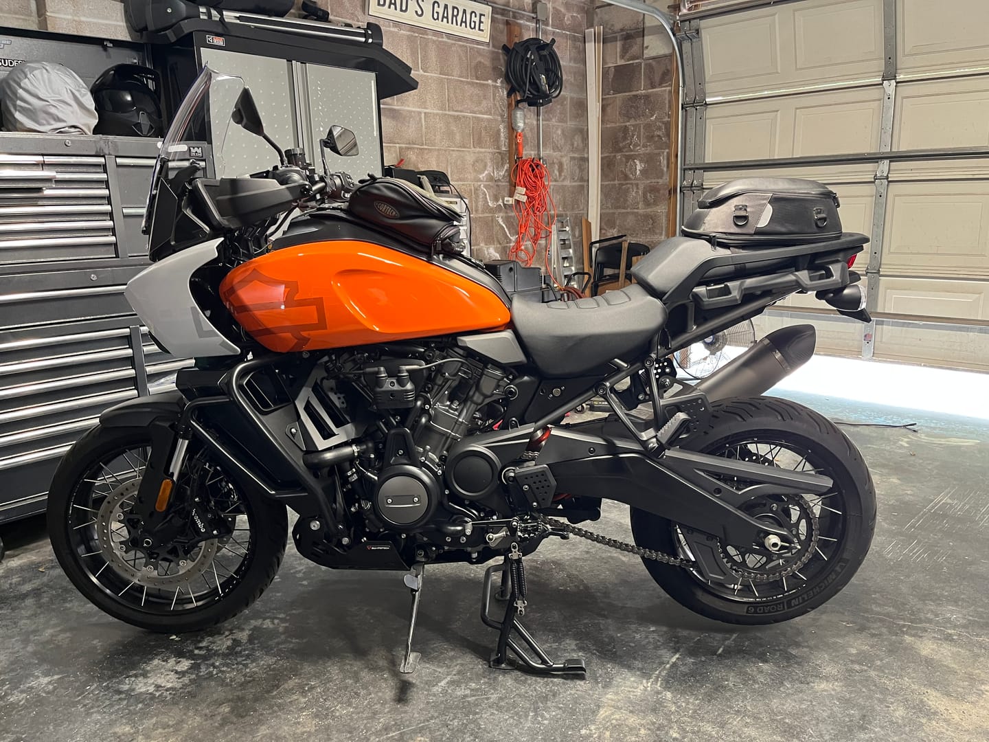 Customer photo review of 15L - Momentum Small Street/Sportbike Tail Bag