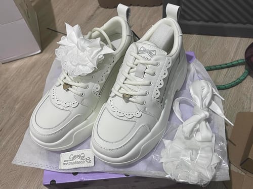 Customer photo review of Bow lace sneakers