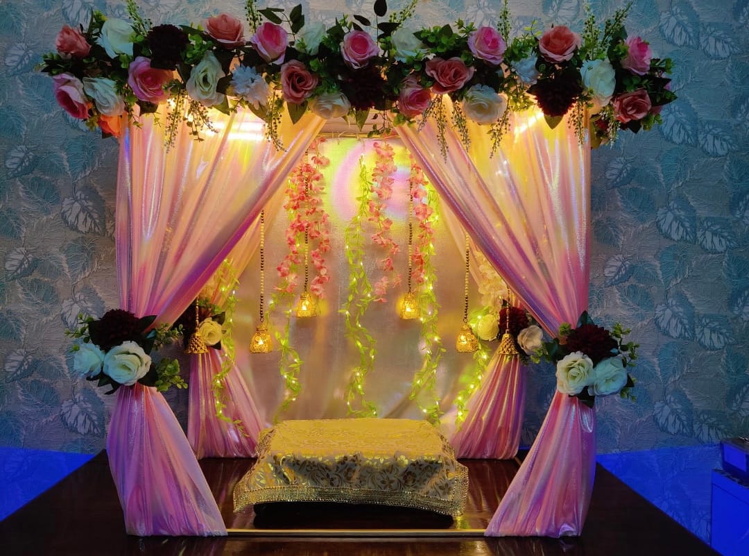 Customer photo review of Pooja Mandir Mandap Backdrop stand for Diwali , Navratri , Ganesh Chaturthi , Varalaxmi or Festivals decoration 🔥 (3*3 ft, video attached 📷)