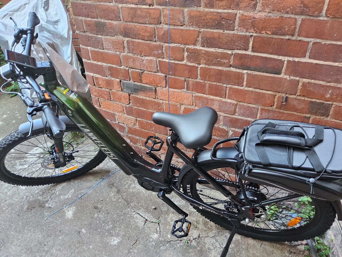Customer photo review of Lankeleisi MG600 Lite 250W 27.5" Electric Trekking Bike 720Wh SUV E-bike with Torque Sensor 36V 20Ah Battery