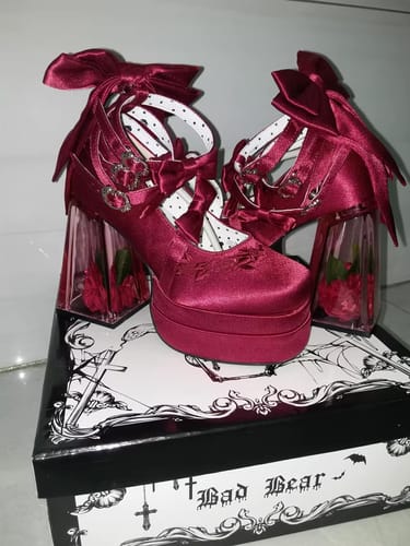 Customer photo review of Elegant flower crystal heel high heels