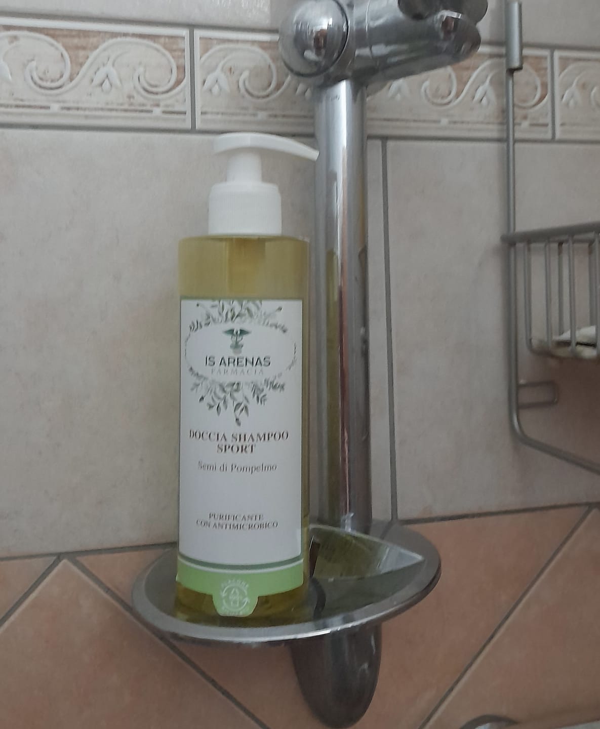 Customer photo review of DOCCIA SHAMPOO SPORT