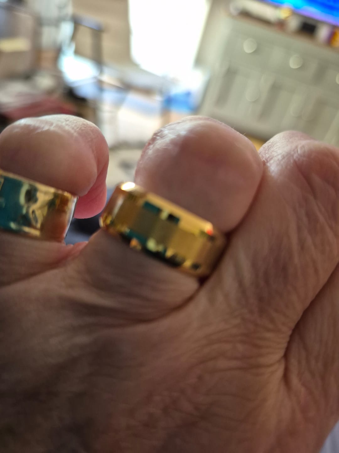 Customer photo review of Gold Brushed 8mm Wonder Ring