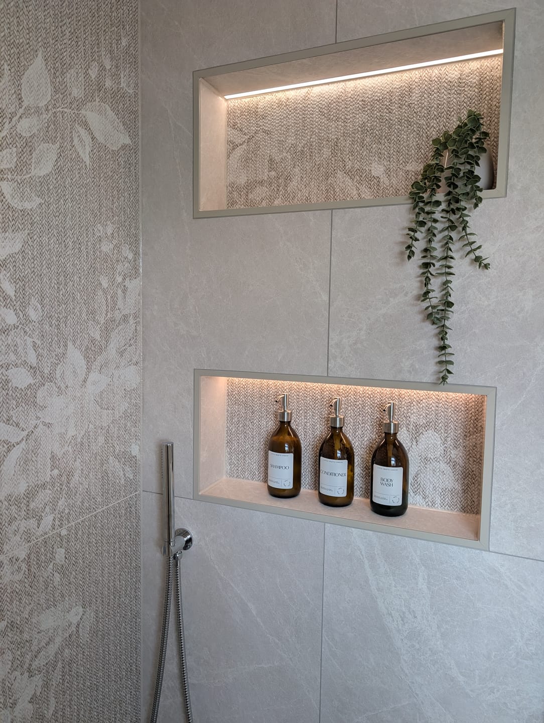 Customer photo review of Set of 3 Bathroom Reusable Amber Glass Bottles 500 ML with Stainless Steel Pump
