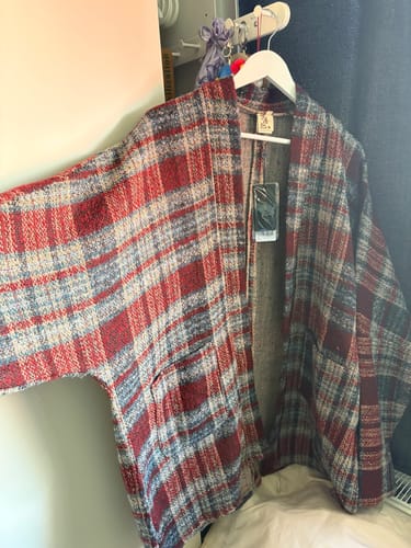 Customer photo review of Shiguang Feishi 时光飞逝 Time Flies Modernized Tang Song Plus Size Wool Feijixiu Top & Denim Poqun Skirt Set