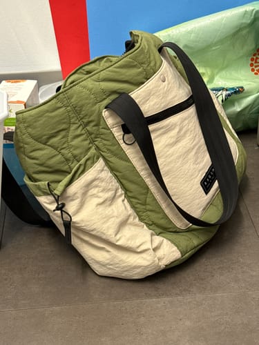 Customer photo review of Paz 23L Tote