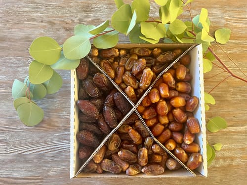 Customer photo review of Organic Date Variety Box