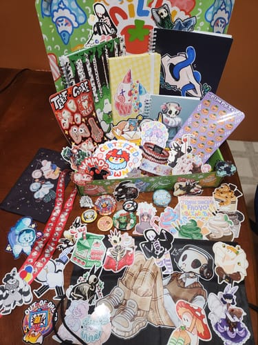 Customer photo review of Mystery Gift Box
