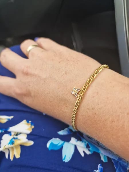 Customer photo review of Shine Butterfly Armband | 18K vergoldet