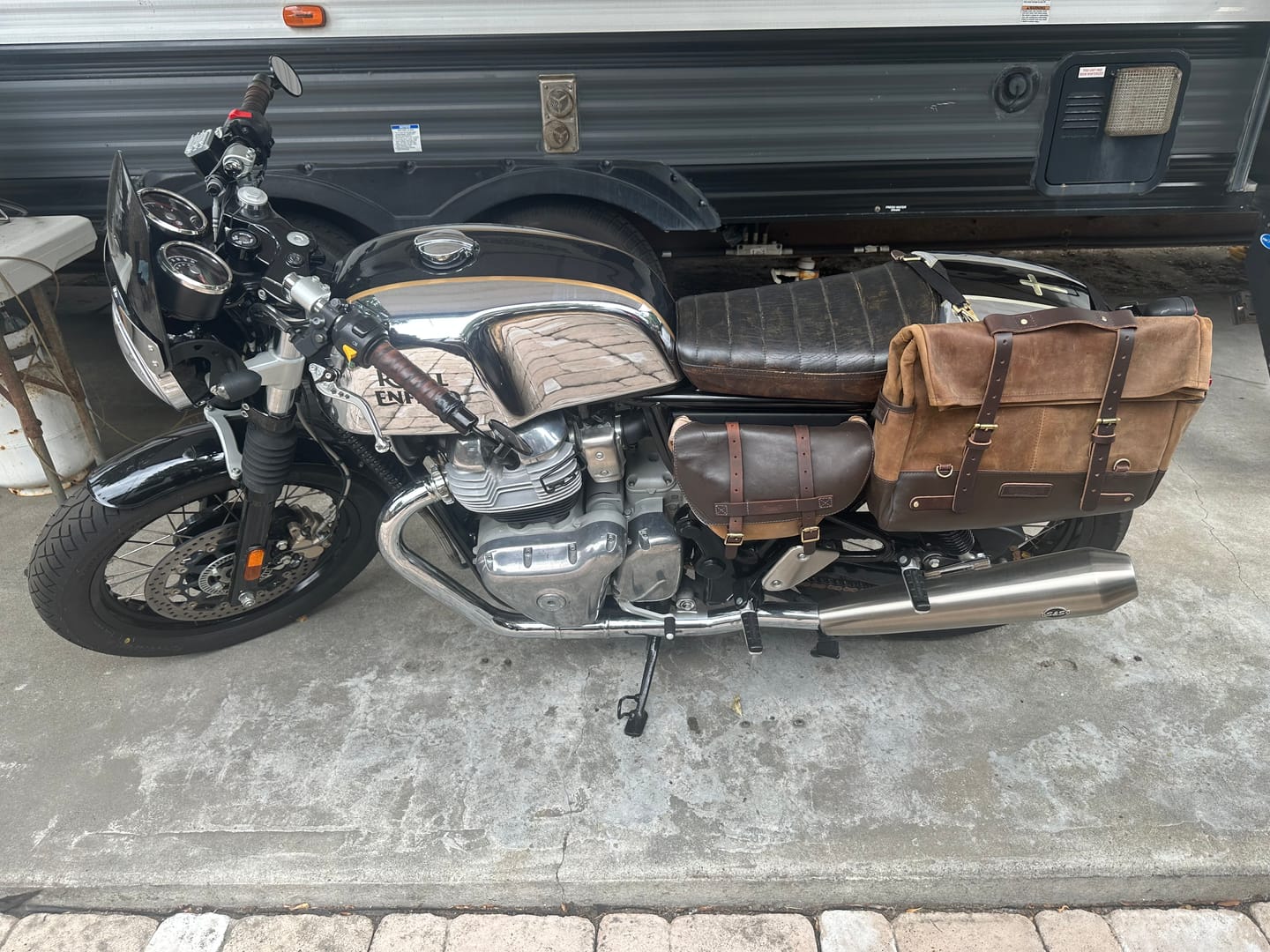 Customer photo review of outlaw saddlebag