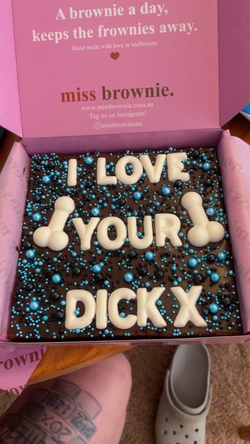 Customer photo review of Mini Custom D!ck Brownie