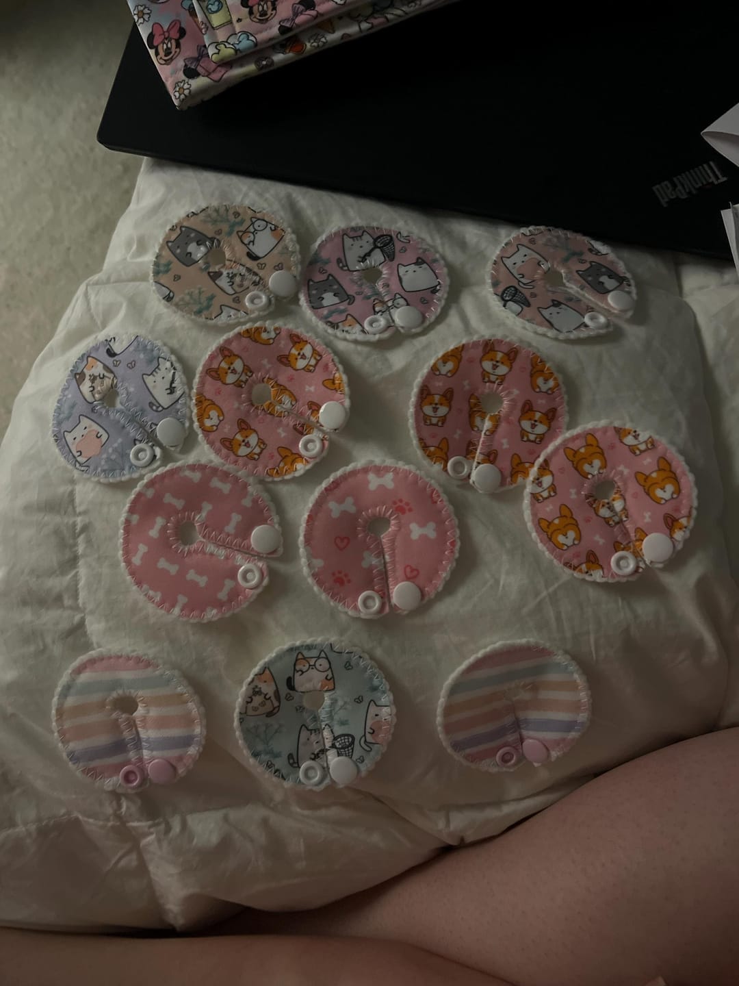 Customer photo review of Kitties Catching Butterflies  Feeding Tube Pads